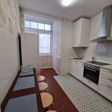 122A - Emblematica Vivienda En Playa San Lorenzo Хихон Экстерьер фото