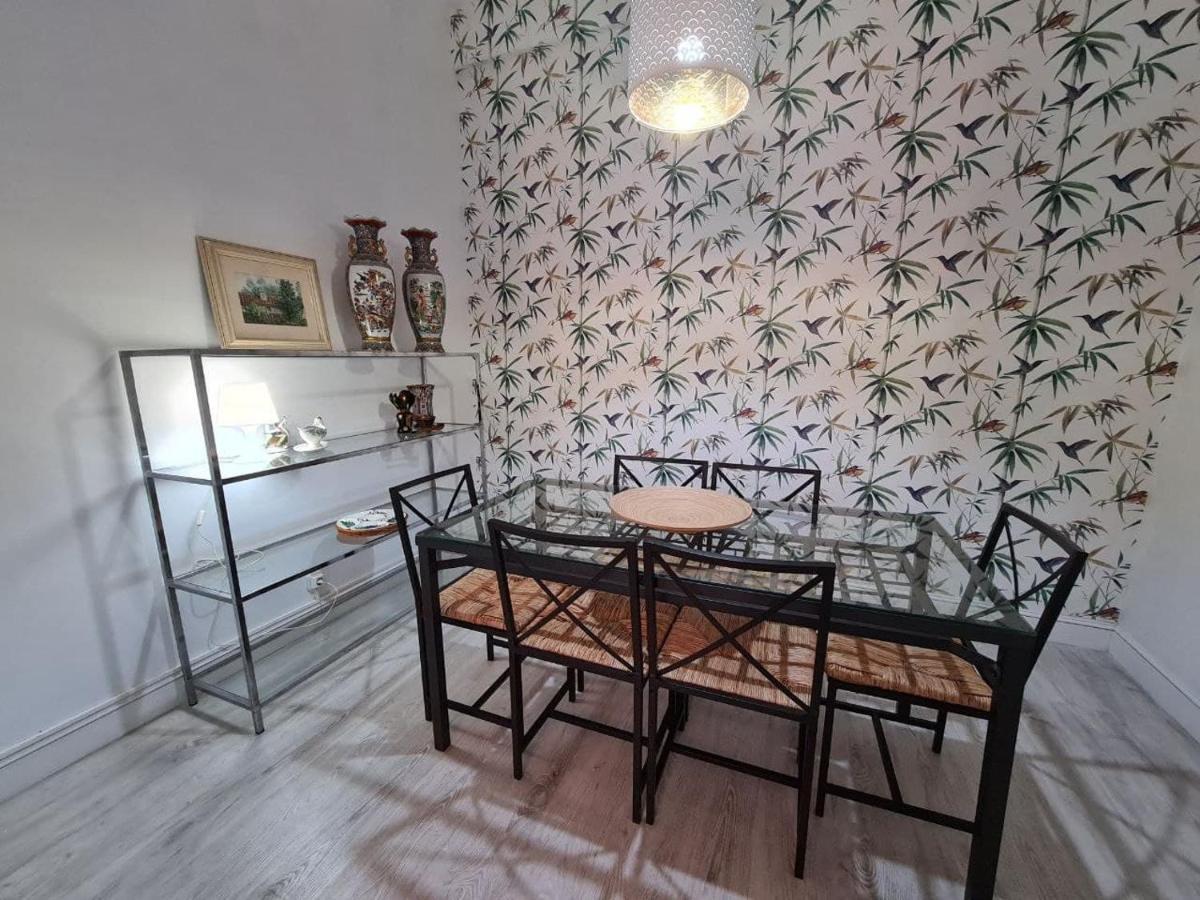 122A - Emblematica Vivienda En Playa San Lorenzo Хихон Экстерьер фото