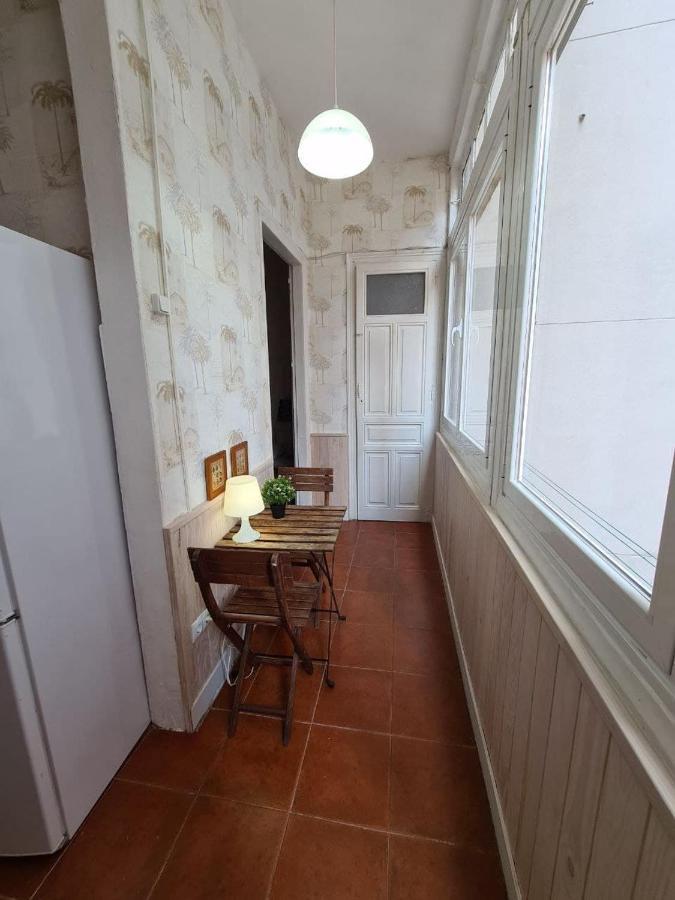 122A - Emblematica Vivienda En Playa San Lorenzo Хихон Экстерьер фото