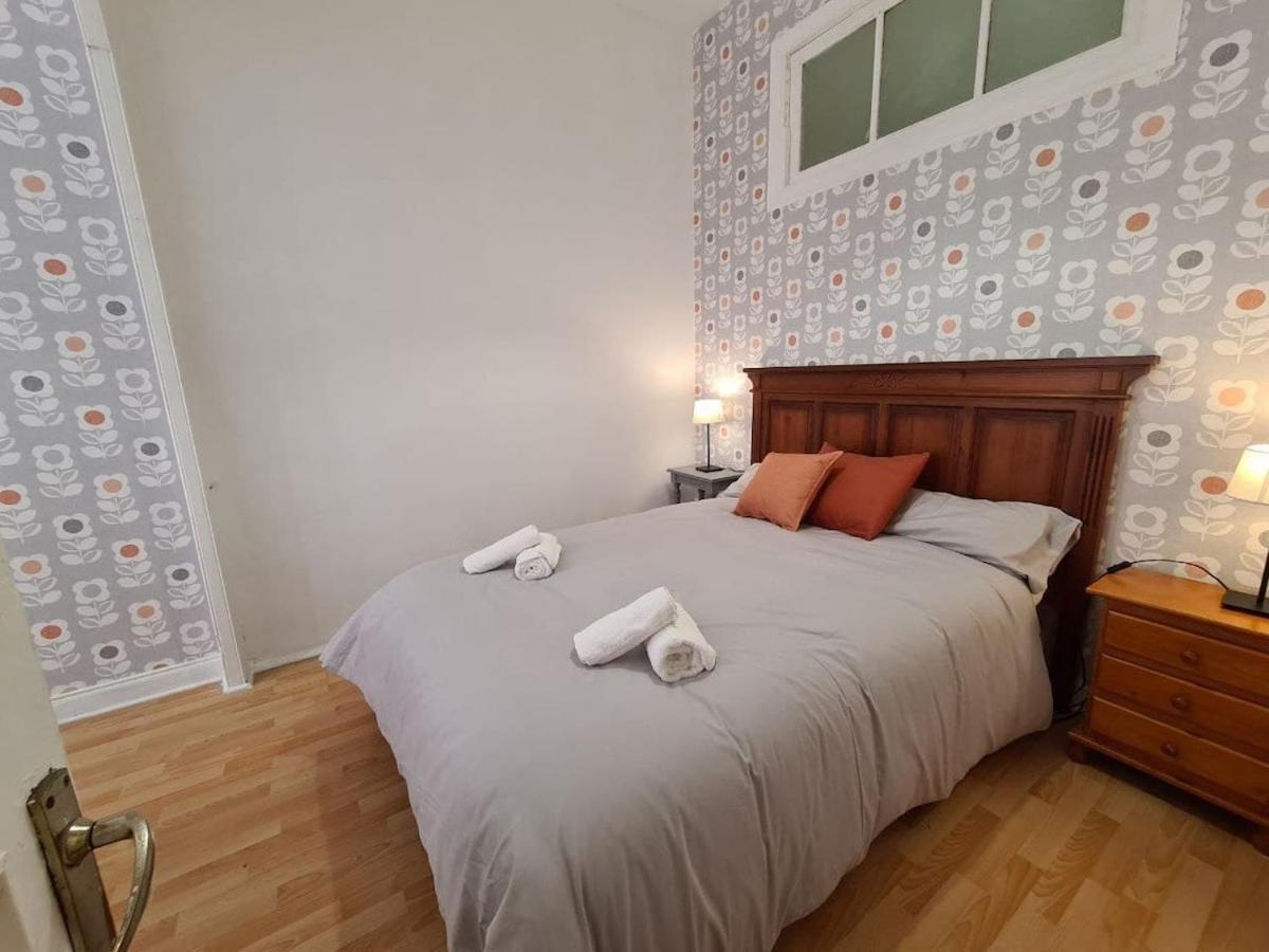 122A - Emblematica Vivienda En Playa San Lorenzo Хихон Экстерьер фото