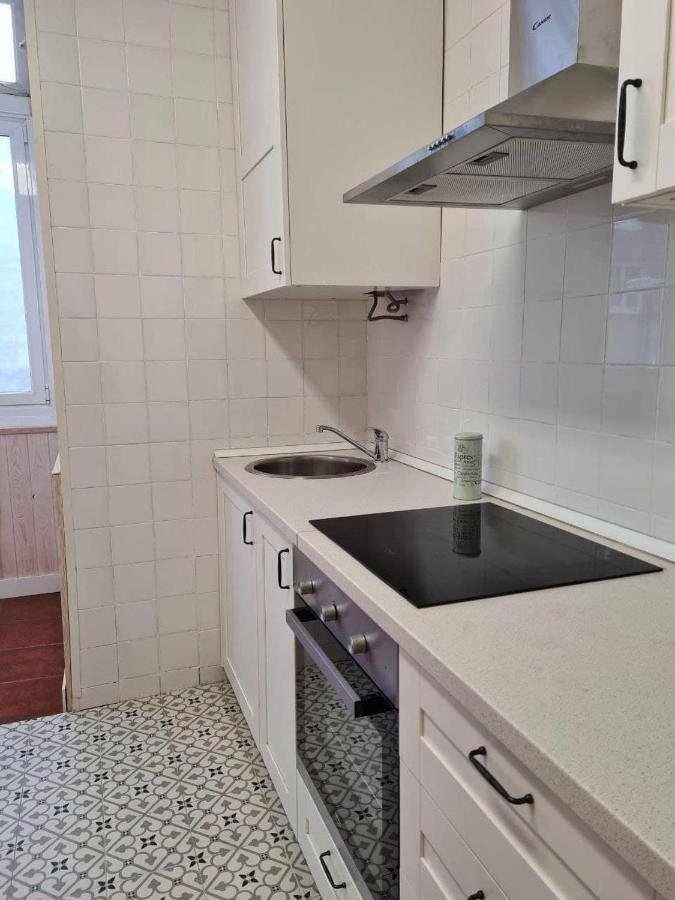 122A - Emblematica Vivienda En Playa San Lorenzo Хихон Экстерьер фото