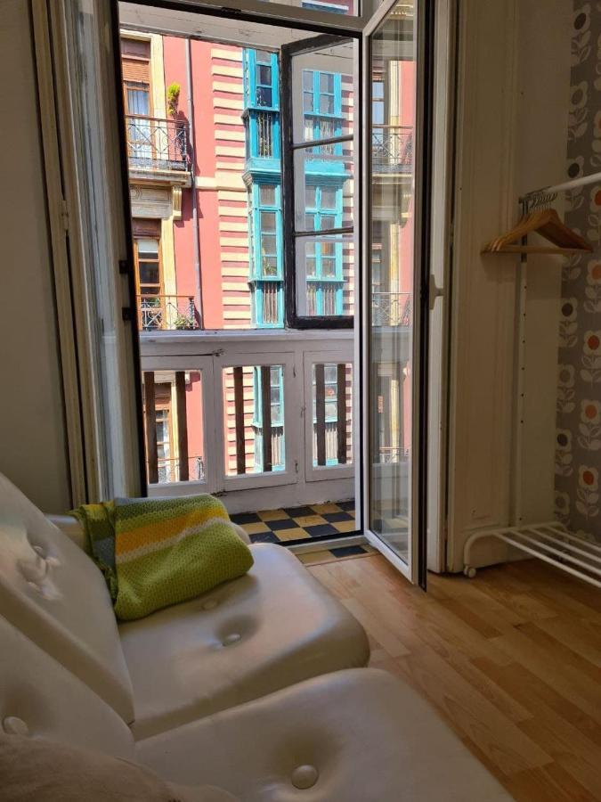 122A - Emblematica Vivienda En Playa San Lorenzo Хихон Экстерьер фото